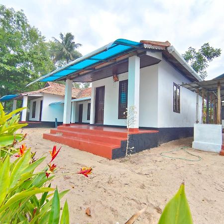 Ammus Marari Beach Villa Alappuzha Esterno foto